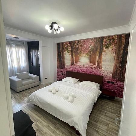 Tirana Center Apartment ภายนอก รูปภาพ