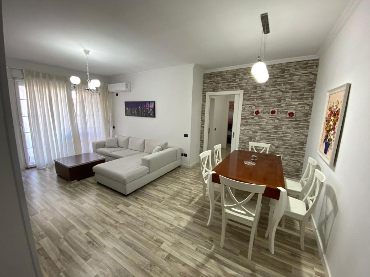 Tirana Center Apartment ภายนอก รูปภาพ