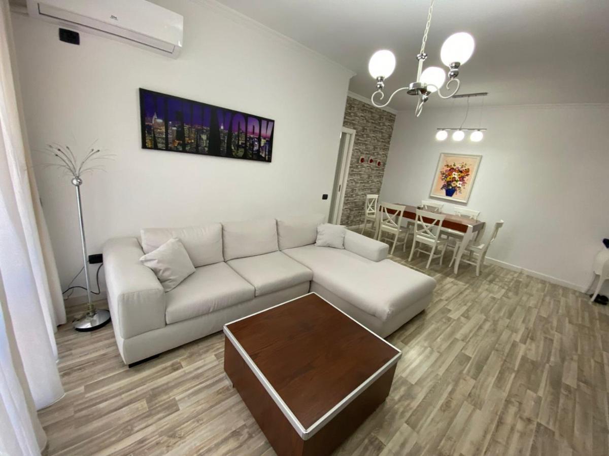 Tirana Center Apartment ภายนอก รูปภาพ