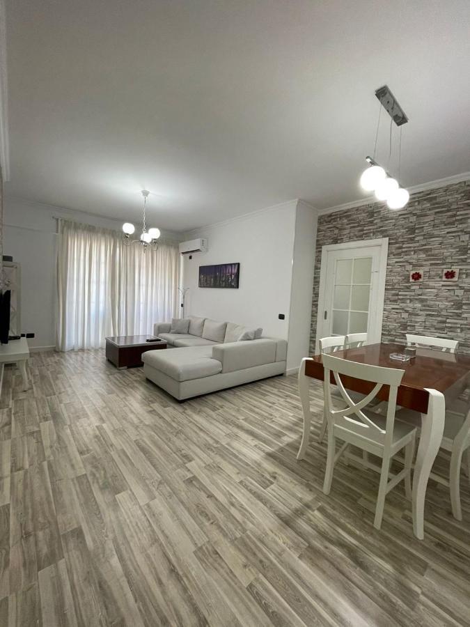 Tirana Center Apartment ภายนอก รูปภาพ
