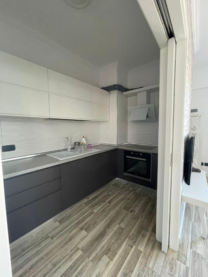 Tirana Center Apartment ภายนอก รูปภาพ